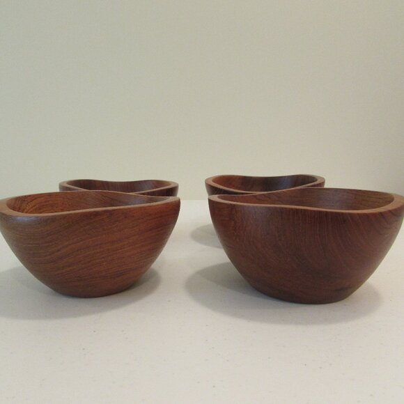 Vintage 'Handcrafted Unisilver Thai Teak' Salad Bowls - Set of 4 - Picture 7 of 14